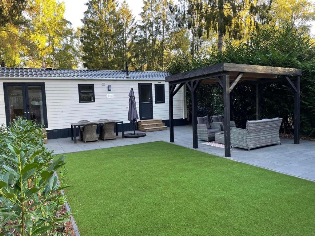 Chalet Toetje Op De Veluwe Hoenderloo Kültér fotó